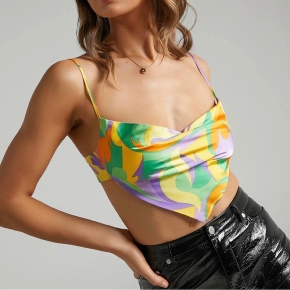 NWT WE WORE WHAT Save By The Belt Scarf Cowl Neck Cropped Top Sz L - Picture 4 of 9